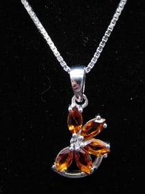 FLOWER PENDANT ON STERLING SILVER CHAIN NECKLACE