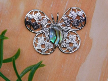 ABALONE BUTTERFLY PENDANT ROCK STONE LAPIDARY SPECIMEN