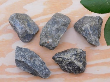 LABRADORITE ROCK STONE LAPIDARY SPECIMEN