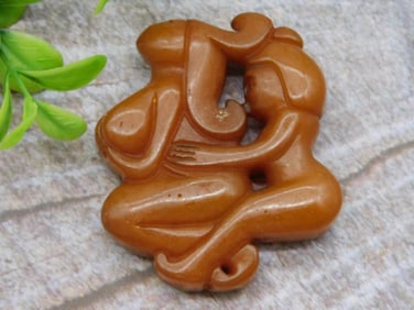 CARVED JADE ROCK STONE LAPIDARY SPECIMEN