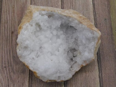 White Quartz Geode with Crystalline Interior ROCK STONE LAPIDARY SPECIMEN