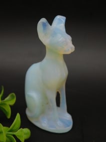 Opalescent Figurine of a Sitting Cat