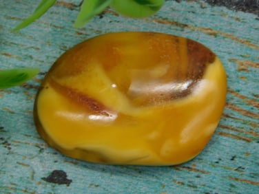 Polished Amber Gemstone Weighing 2 Grams