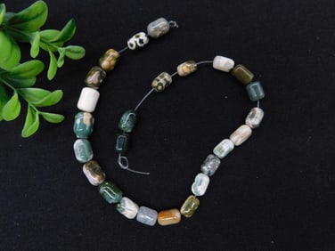 STONE BEADS ROCK STONE LAPIDARY SPECIMEN