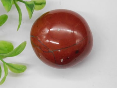 RED JASPER ROCK STONE LAPIDARY SPECIMEN