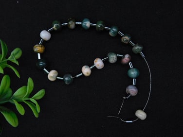 STONE BEADS ROCK STONE LAPIDARY SPECIMEN