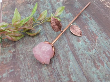 Rose Quartz Flower with Metal Stem and Rose Gold Leaves