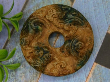 CARVED JADE ROCK STONE LAPIDARY SPECIMEN