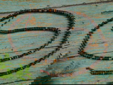 String of Beads With Unique Pattern