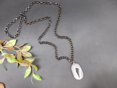 Geode Pendant On Chain Necklace
