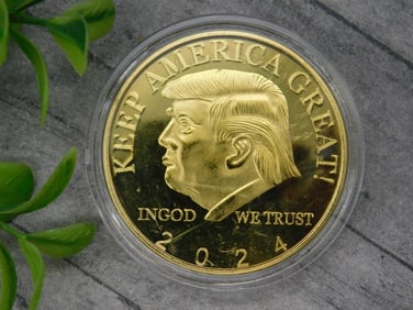 Gold-Plated 2024 Donald Trump Commemorative Coin