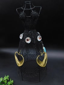 Wire Dress Form Jewelry Display With Accessories