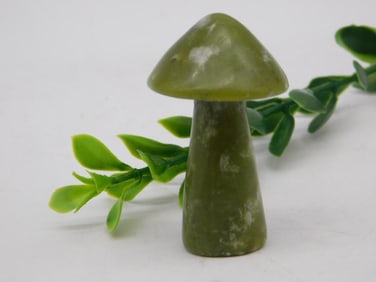 Green Stone Mushroom Carving, 36 Grams ROCK STONE LAPIDARY SPECIMEN