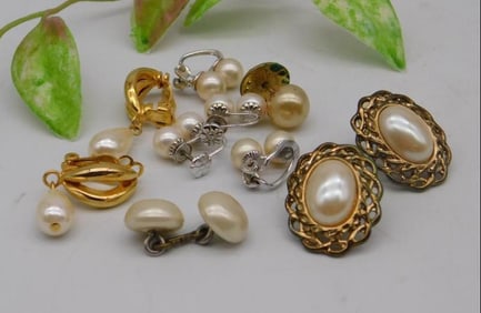 Assorted Pearl-Themed Jewelry and Fasteners