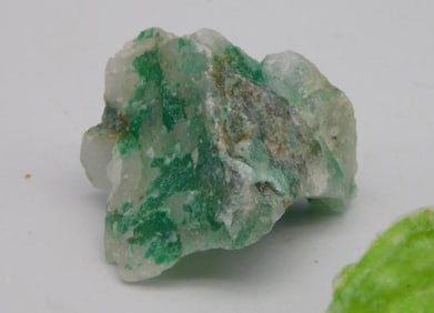 Natural Green and White Mineral Specimen ROCK STONE LAPIDARY SPECIMEN