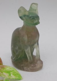Carved Fluorite Stone Cat Figurine ROCK STONE LAPIDARY SPECIMEN