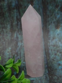 Rose Quartz Crystal Tower Rock Stone Lapidary Specimen