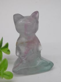 Carved Fluorite Cat Figurine ROCK STONE LAPIDARY SPECIMEN
