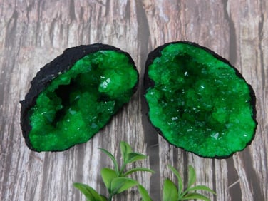 Green Crystal Geode Pair ROCK STONE LAPIDARY SPECIMEN