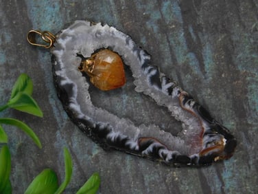 Agate Slice Pendant With Quartz Inclusion