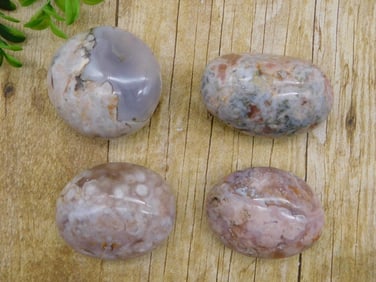 HATMANS FLOWER PETAL AGATE ROCK STONE LAPIDARY SPECIMEN