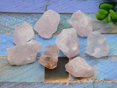 ROSE QUARTZ ROCK STONE LAPIDARY SPECIMEN