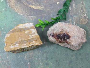 MIXED ROUGH ROCK ROCK STONE LAPIDARY SPECIMEN