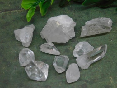 QUARTZ ROCK STONE LAPIDARY SPECIMEN