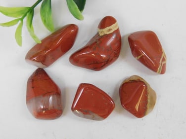 RED JASPER ROCK STONE LAPIDARY SPECIMEN