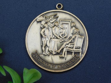DECLARATION OF INDEPENDENCE PENDANT