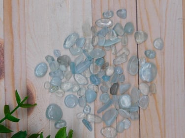 AQUAMARINE ROCK STONE LAPIDARY SPECIMEN