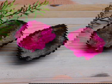 PINK GEODE ROCK STONE LAPIDARY SPECIMEN