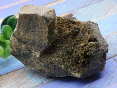 EPIDOTE ROCK STONE LAPIDARY SPECIMEN