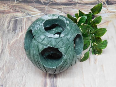 CARVED JADE PUZZLE BALL VINTAGE ANTIQUE
