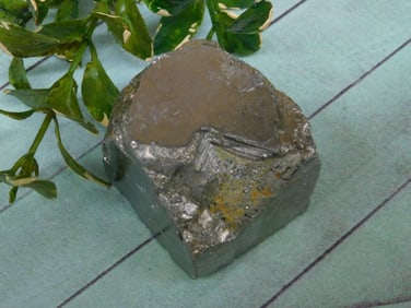 NATURAL FORMATION PYRITE CUBE ROCK STONE LAPIDARY SPECIMEN