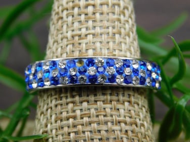 GENUINE STONE RING SIZE 8