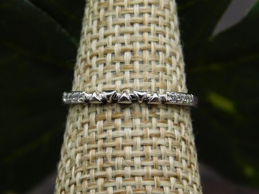 GENUINE STONE RING SIZE 6