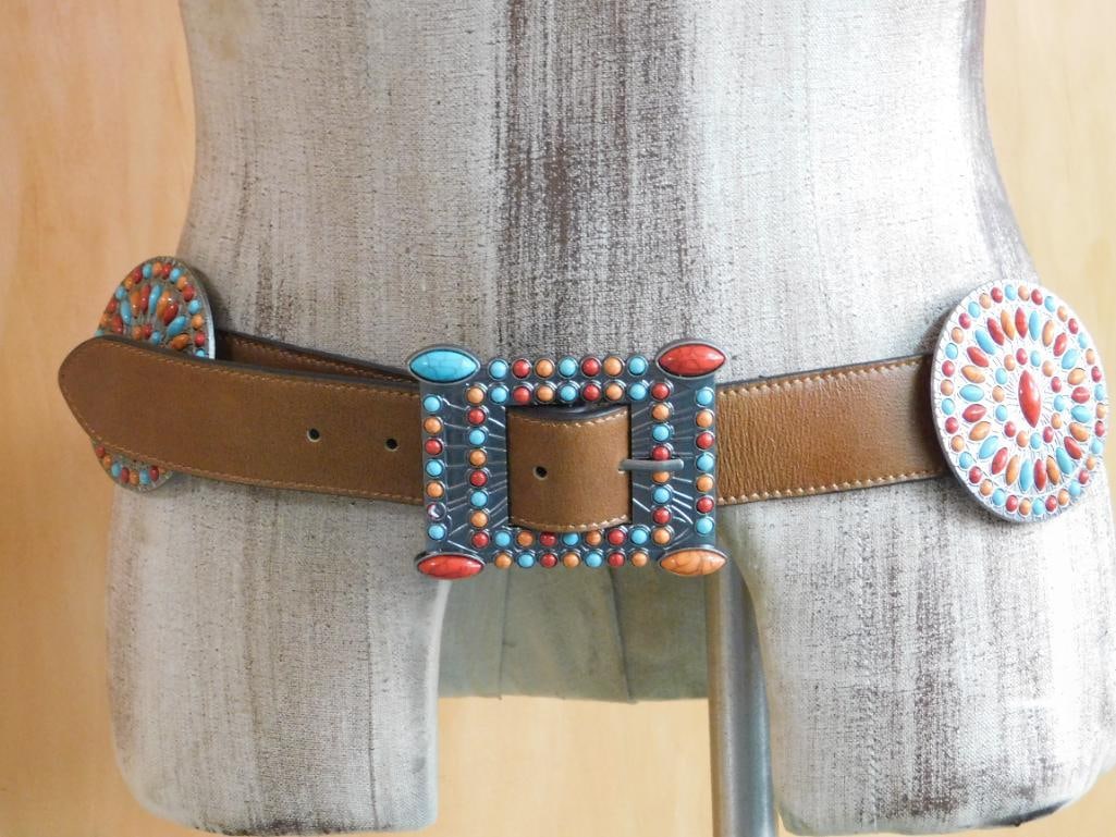 MIXED STONE CONCHO BELT VINTAGE ANTIQUE: MIXED STONE CONCHO BELT VINTAGE ANTIQUE