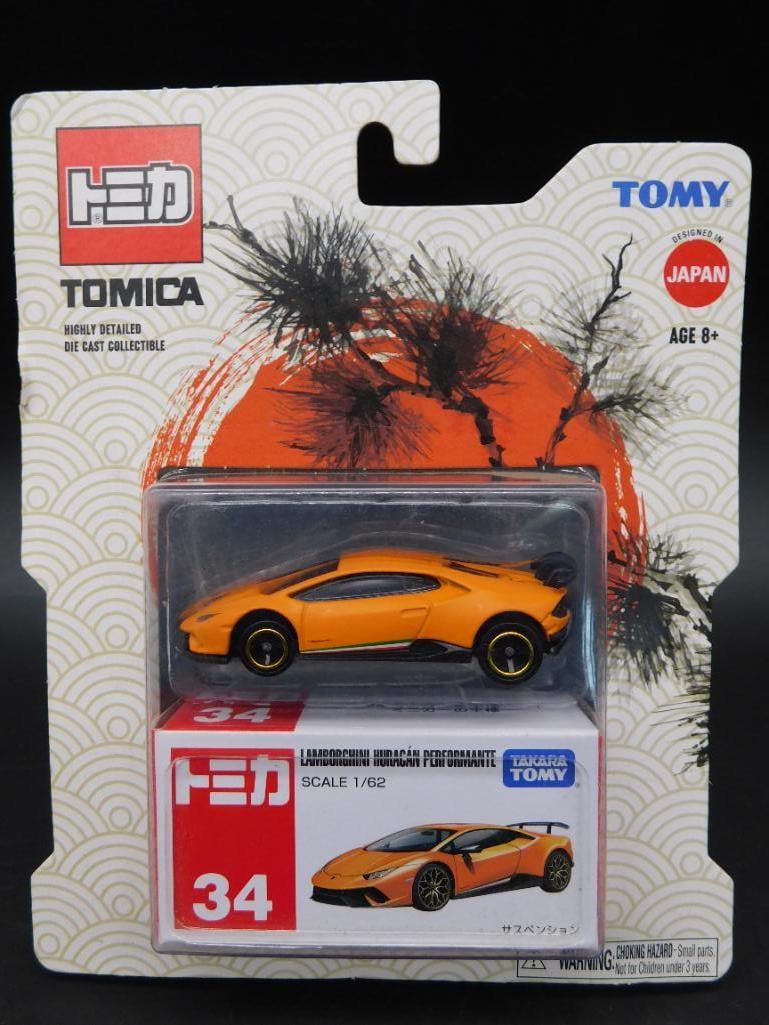 Tomica No. 34 Lamborghini Aventador Die-Cast Car (1 of 2)