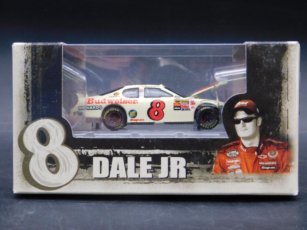 Dale Earnhardt Jr. #8 Budweiser Father?s Day 2006 Diecast (1 of 3)