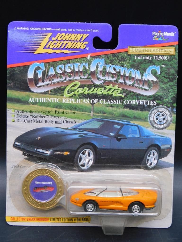 Johnny Lightning 1995 Corvette Die-Cast Collectible (1 of 5)