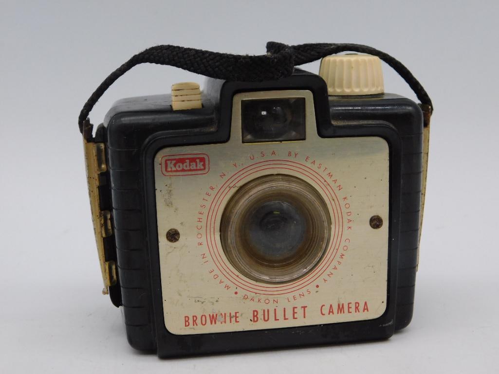 Kodak Brownie Bullet Camera Made in USA (1 of 3)