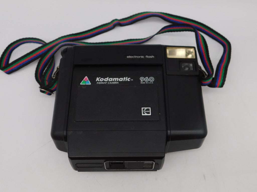 Kodak Kodamatic 960 Instant Camera With Strap (1 of 6)