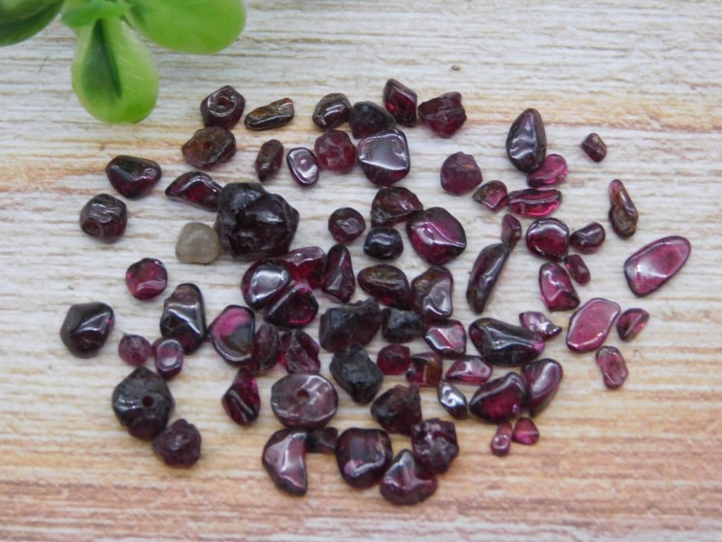 GARNET ROCK STONE LAPIDARY SPECIMEN: GARNET ROCK STONE LAPIDARY SPECIMEN