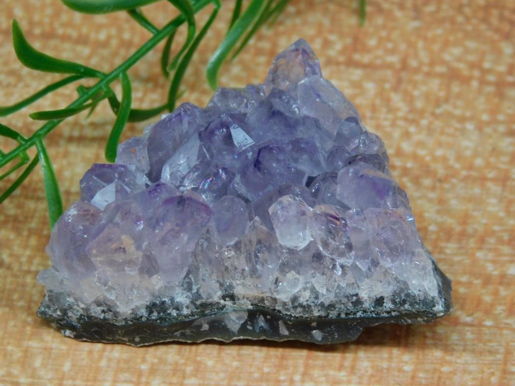AMETHYST ROCK STONE LAPIDARY SPECIMEN: AMETHYST ROCK STONE LAPIDARY SPECIMEN