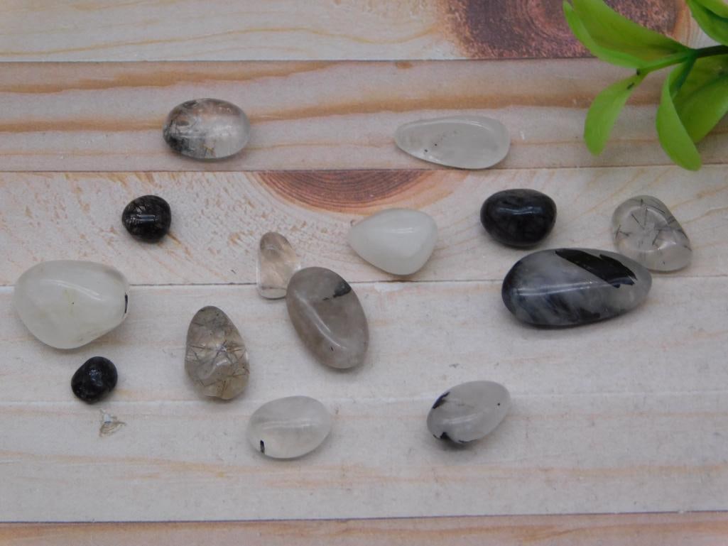 TOURMALATED QUARTZ ROCK STONE LAPIDARY SPECIMEN: TOURMALATED QUARTZ ROCK STONE LAPIDARY SPECIMEN