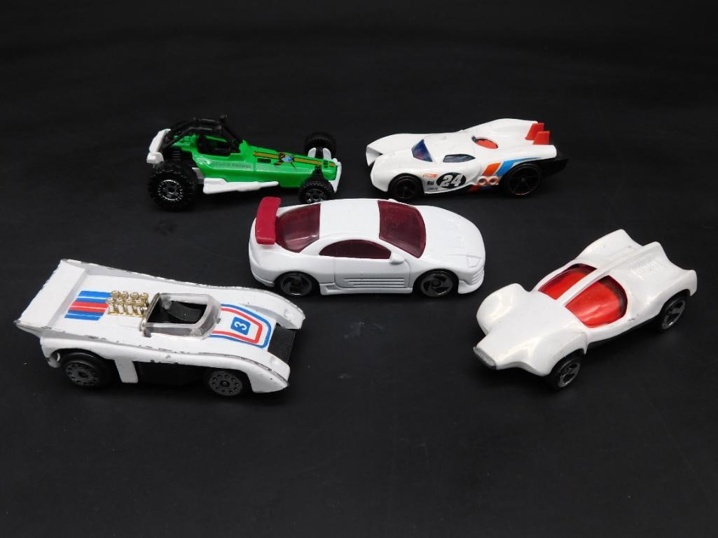 Lot of 5 Hot Wheels and Matchbox Die-Cast Cars (1 of 6)