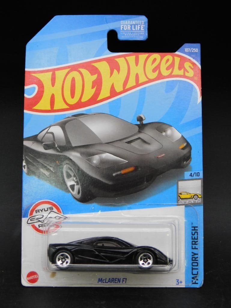 Hot Wheels McLaren F1 Factory Fresh 4/10 Die-Cast Car (1 of 4)
