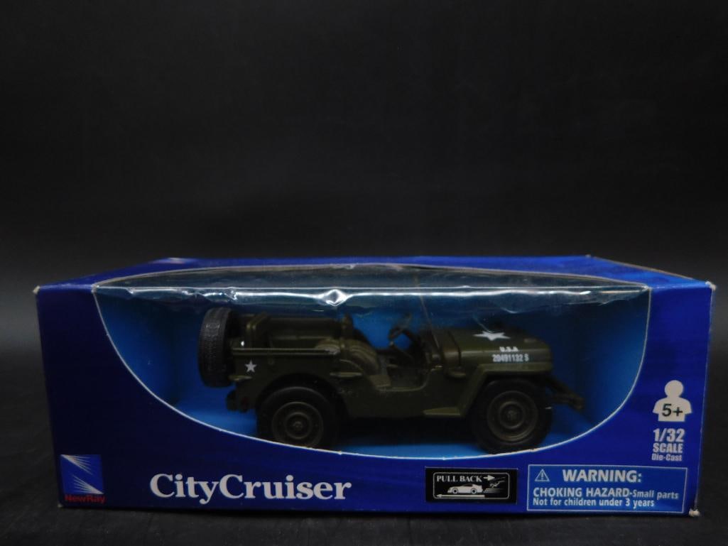 New-Ray 1:32 Die-Cast City Cruiser Jeep Model (1 of 2)