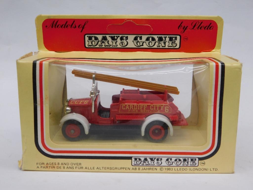 Days Gone Lledo Cardiff City Fire Engine Model (1 of 2)